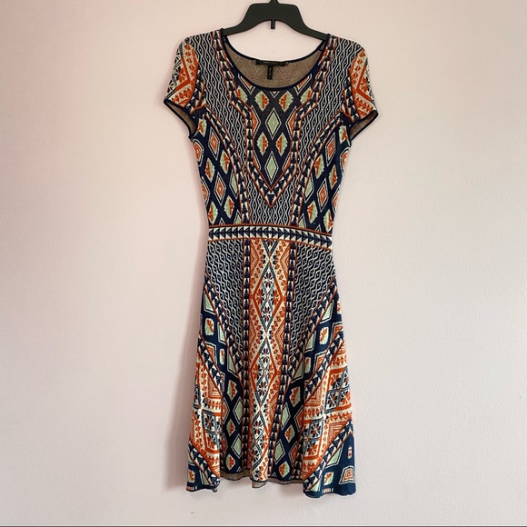 BCBGMAXAZRIA Kayla Silk Geometric Aztec Knit Dress Size small - Picture 10 of 10
